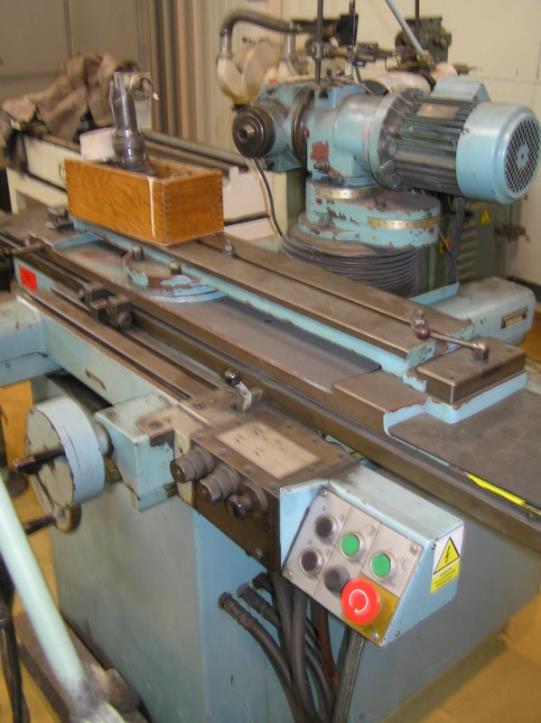 Prumyslových robotu-2